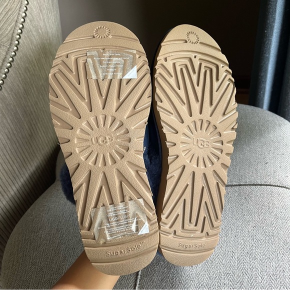 UGG genuine shearling cozy suede slipper - Picture 5 of 5